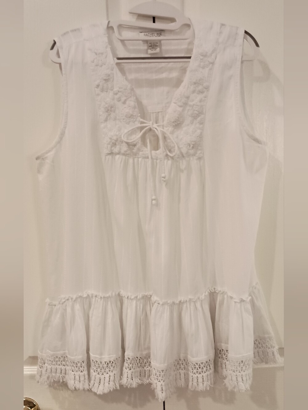 Rachel Zoe White Sleeveless Crochet-Trim Tie-Front Blouse